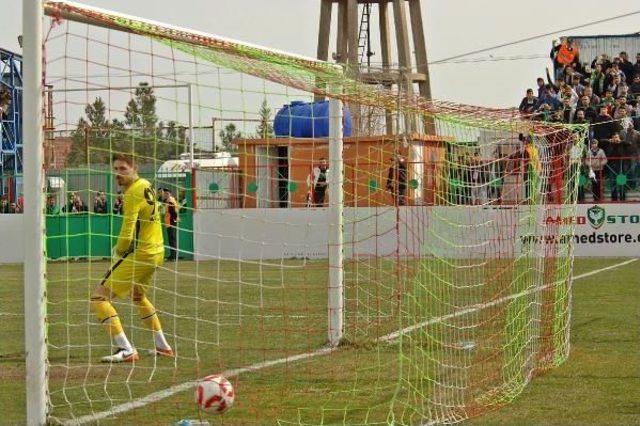 Amed Sportif-Anadolu Üsküdar 1908 Spor: 3-1