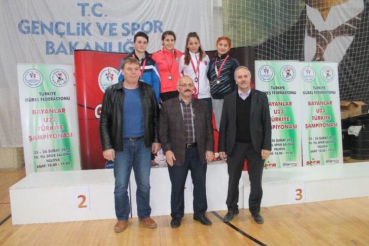U23 Türkiye Bayanlar Güreş Şampiyonası’na Altınova Damga Vurdu G4