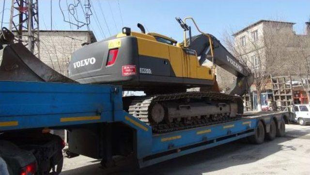 El Bab a, Askeri Ara&ccedil; Ve Iş Makinesi G&ouml;nderildi 2