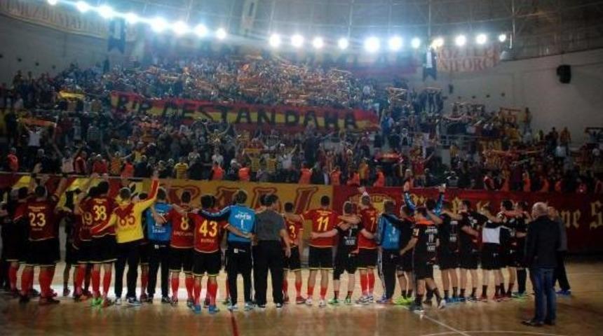 G&ouml;ztepe-Hurry Up Hentbol: 22-20 (Challenge Cup 3'&uuml;nc&uuml; Tur)