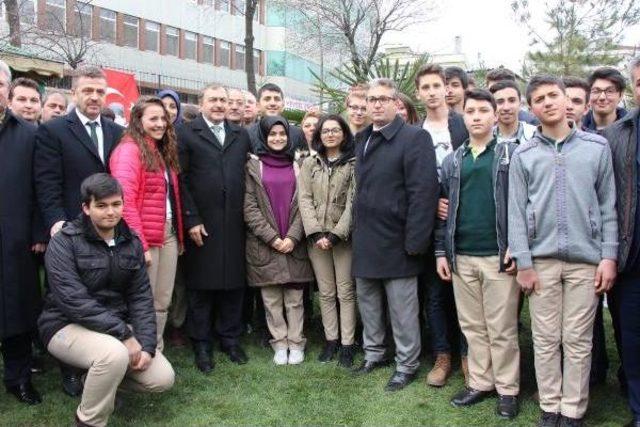 Bakan Eroğlu 10 Bin Fidan Dağıtım Etkinliğine Katıldı