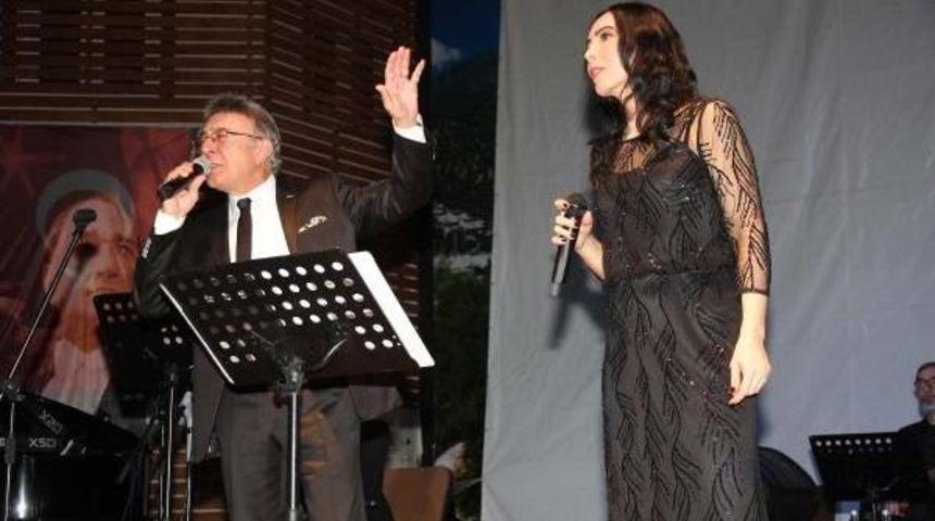 Sabahattin Ali'nin Doğum G&uuml;n&uuml;nde Ali Kocatepe'ye S&uuml;rpriz