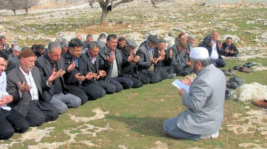 Araban&rsquo;da Yağmur Duasına &Ccedil;ıkıldı