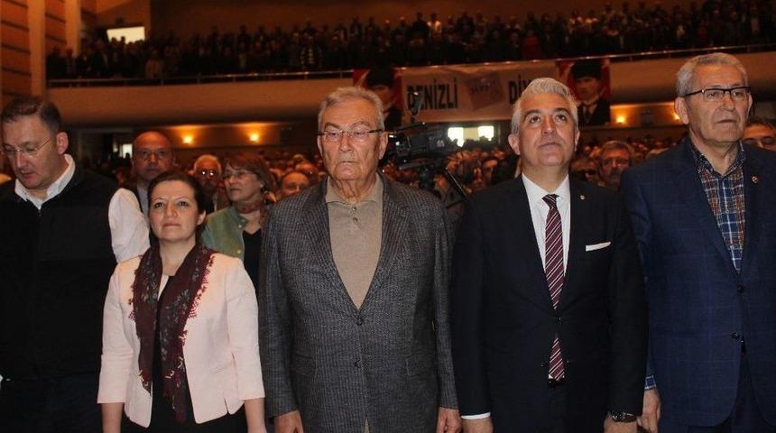 Deniz Baykal Denizli&rsquo;de Partilileriyle Bir Araya Geldi
