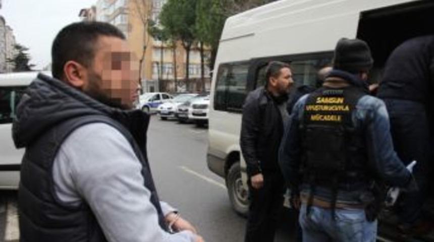 İstanbul&rsquo;dan Getirilen Uyuşturucu Hapla İlgili 4 Kişi Tutuklandı