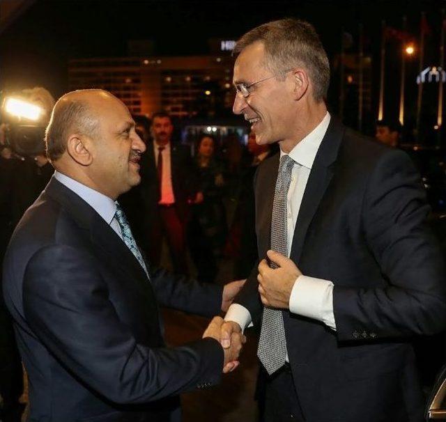 Milli Savunma Bakanı Işık, Nato Genel Sekreteri Stoltenberg İle Görüştü 1