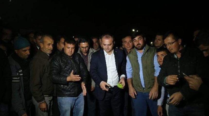 Antalya Toptancı Halinde &Ccedil;ift&ccedil;ilerin D&uuml;ş&uuml;k Fiyat Eylemi(2)