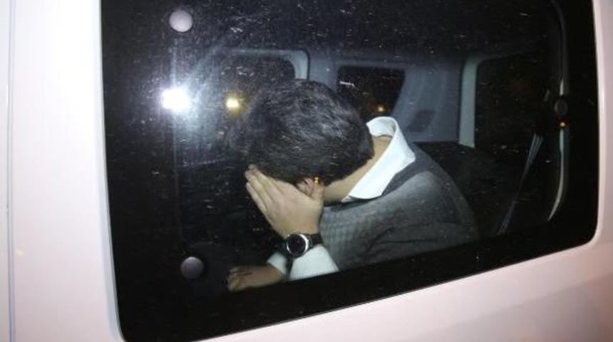 Bakanın Konvoyu Ilerlerken Ateş A&ccedil;ıldığı Iddiası (2)