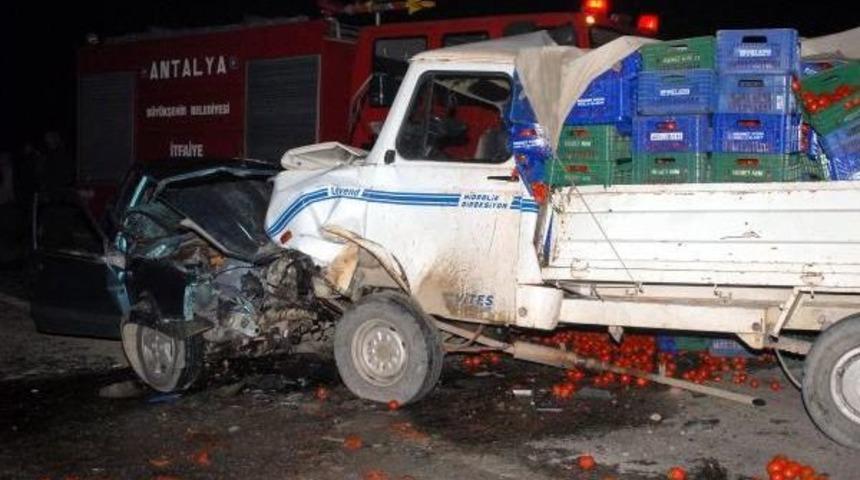 Eşini Almaya Giderken Kazada Yaşamını Yitirdi