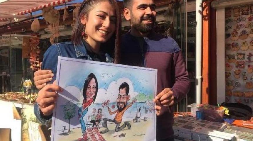 Karikat&uuml;rl&uuml; Evlenme Teklifi