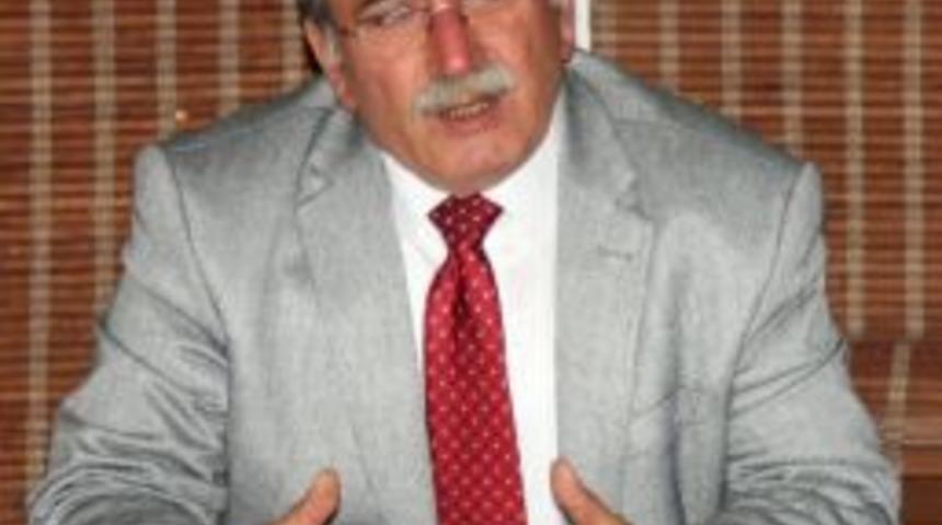 Hanefi Bostan, Hocalı Katliamında Hayatını Kaybedenleri Andı