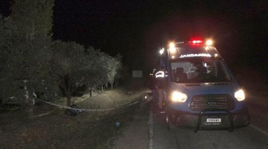 Derbiyi Izleyen Dede-Torun Trafik Kazasında &Ouml;ld&uuml;