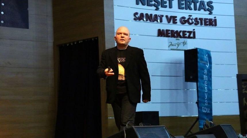 Yazar Talha Uğurluel Keçiören’de “arzın Kapısı Kudüs” Programına Konuk Oldu