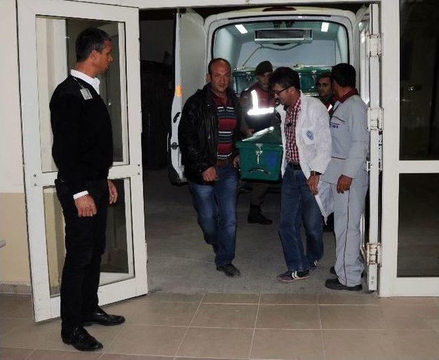 (özel Haber) Mersin’de Otomobil Uçuruma Düştü: 1 Ölü, 3 Yaralı