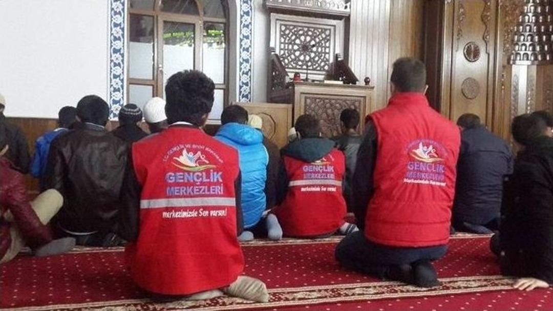 Vanlı Gen&ccedil;ler Sabah Namazında Buluştu