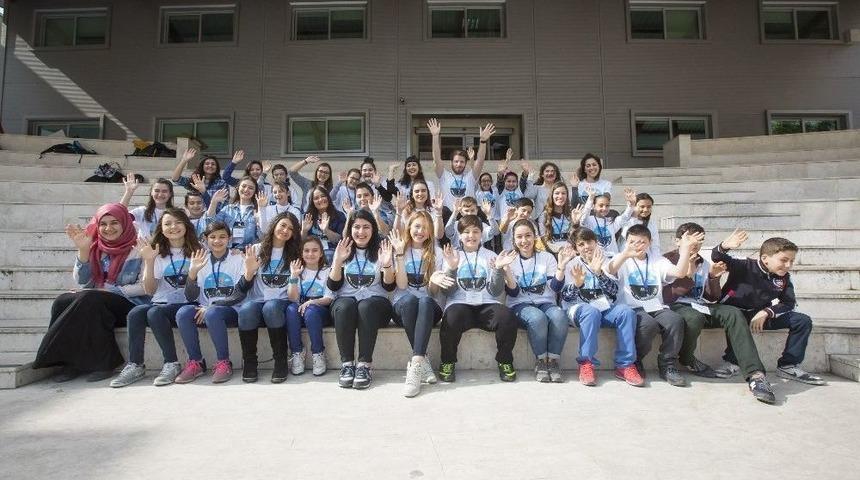 Minikler &Uuml;niversiteli Oldu