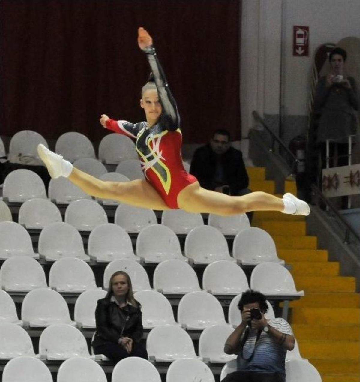 &lsquo;altın Kız&rsquo; Memleketinde De Tarih Yazdı