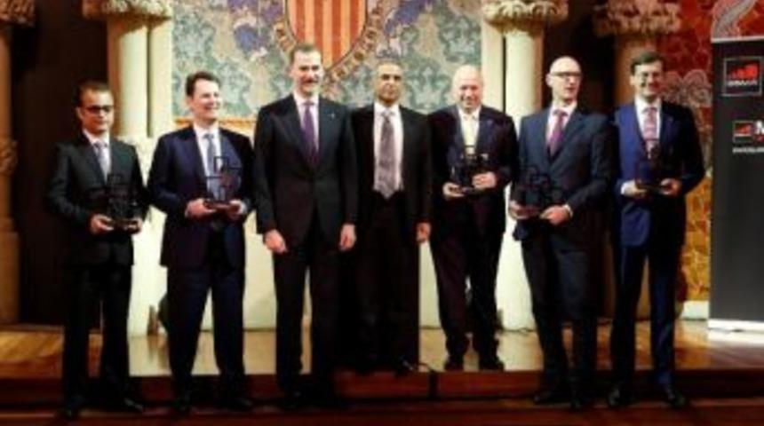 Mobil D&uuml;nyanın En Prestijli &Ouml;d&uuml;l&uuml; Insani &Ccedil;alışmalarından Dolayı Turkcell'e Geldi