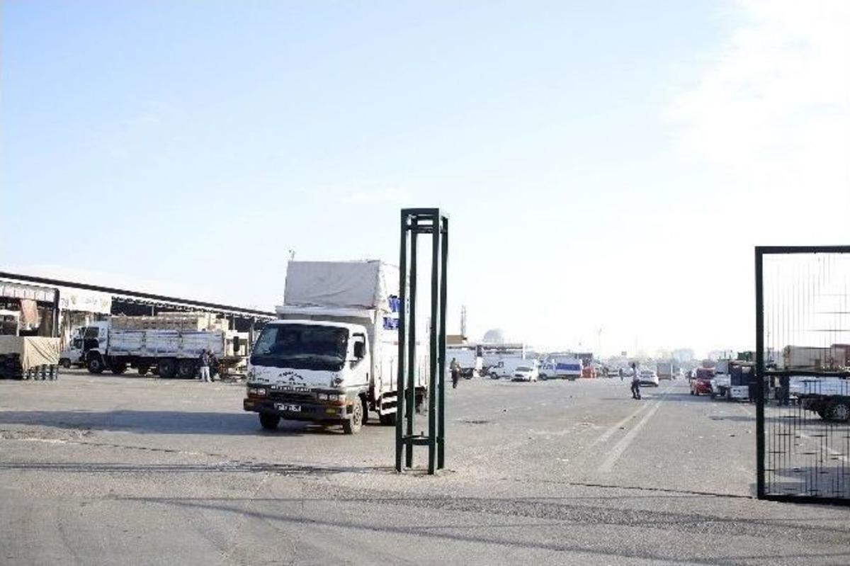 Antalya Halinde &Ccedil;ift&ccedil;ilerin Eylemi Bitti