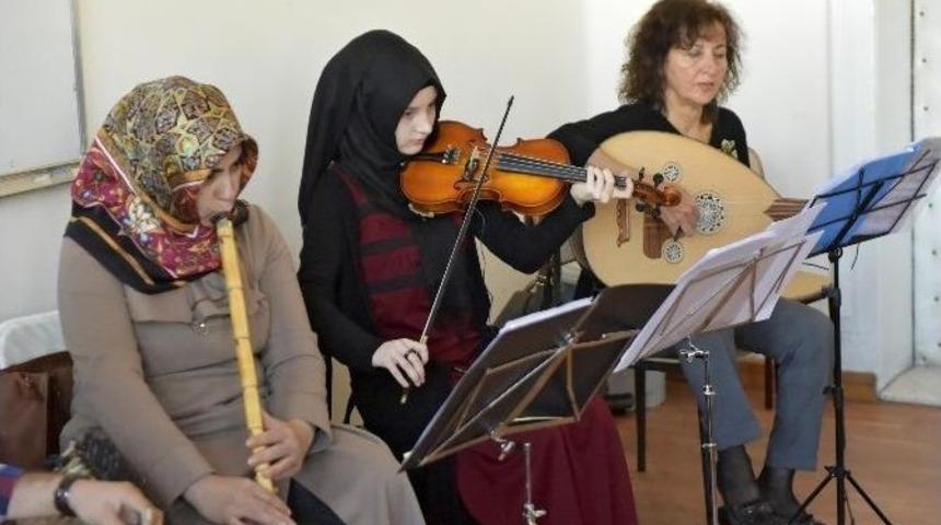 Mamak&rsquo;ta, Bayanlar Tasavvuf M&uuml;ziği Korosu Kuruldu