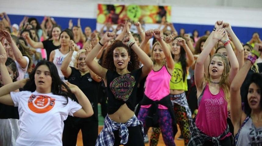 Nadir G&ouml;r&uuml;len Hastalıklara Karşı &lsquo;zumba&rsquo;