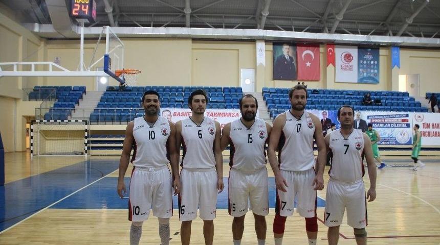 Tb2l Temsilcisi Bilecik Belediyesi Basketbol Kul&uuml;b&uuml; Kendi Evindeki Son Ma&ccedil;ını Da Kaybetti