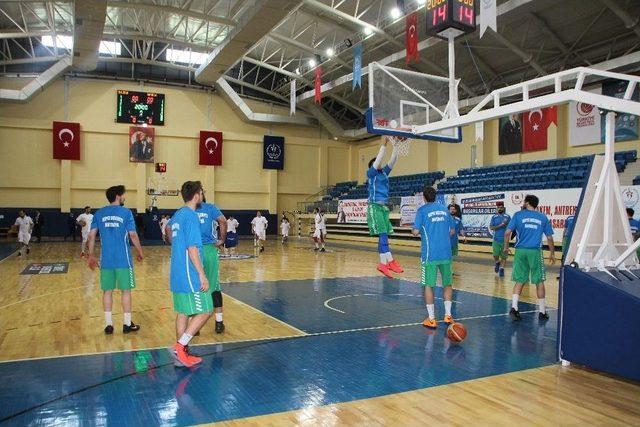 Tb2l Temsilcisi Bilecik Belediyesi Basketbol Kulübü Kendi Evindeki Son Maçını Da Kaybetti