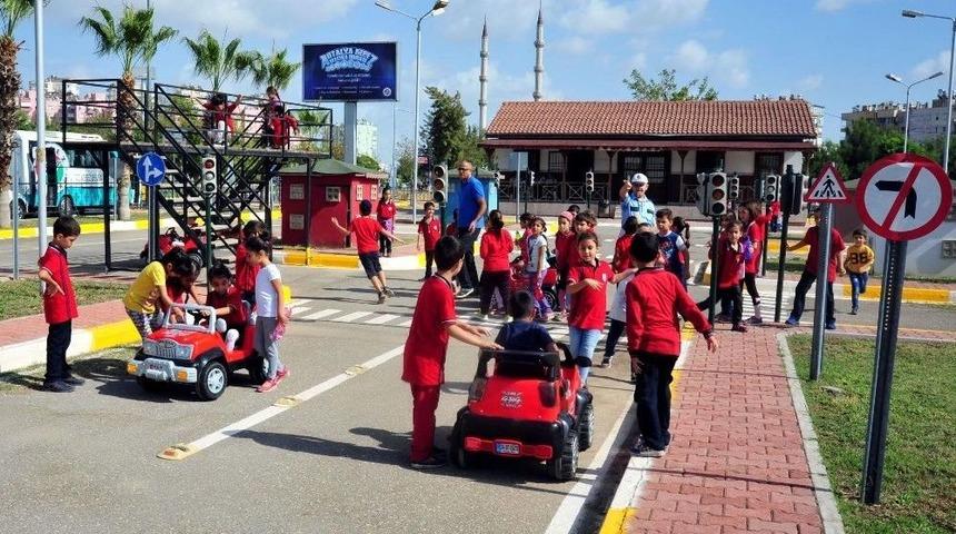 Kepez Trafik Eğitim Parkuru 2. D&ouml;nemde De Devam Ediyor