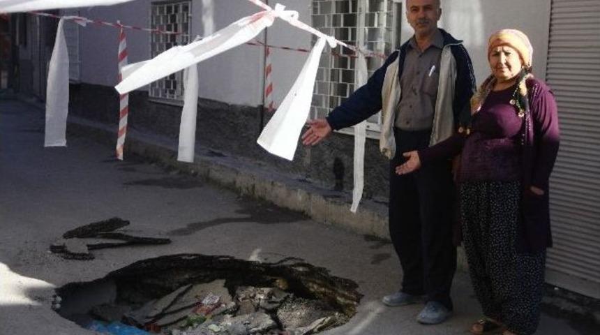 G&ouml;ktaşı Değil Su Ka&ccedil;ağı Krateri