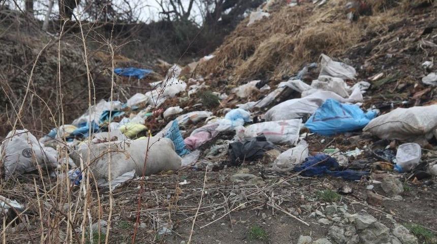 Bu G&ouml;r&uuml;nt&uuml;ler Gediz&rsquo;e Yakışmıyor