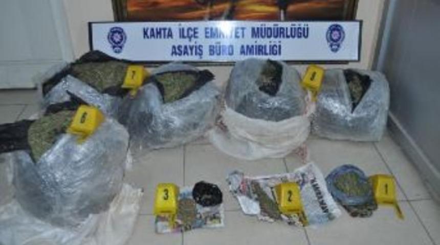 Adıyaman'da Otomobilde 47 Kilo Esrar