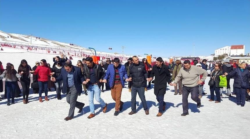 &Ccedil;elik, "istihdam Seferberliğine Destek Vermek Sorumluluğumuz Gereğidir"