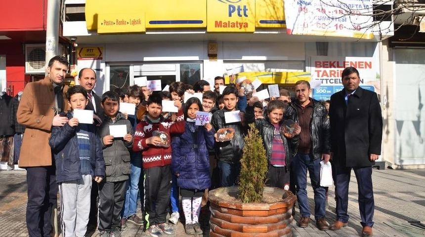 &Ouml;ğrencilerden Asker Ağabeylerine Mektuplu Moral