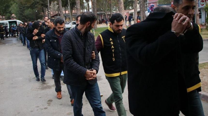 Dolandırıcı Sahte Savcı Ve Polisler, "kolay İş O Y&uuml;zden Yaptık" Dedi