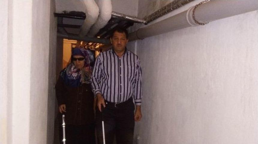 G&ouml;rme Engelli &Ccedil;iftin Ev İsteği