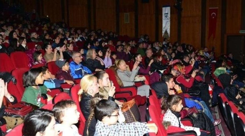 &Ccedil;ocuk Korosu&rsquo;ndan &Ccedil;ocuklara &Ouml;zel Konser