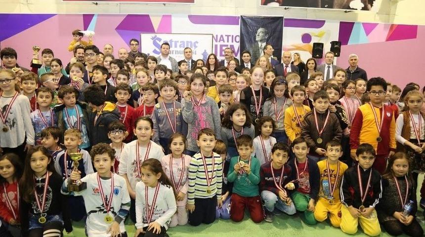 Gaziemir&rsquo;de "şah-mat" Zamanı