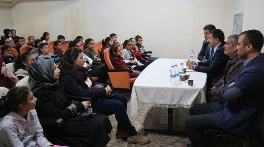 Ekinci &Ouml;ğrencilerle Bir Araya Geldi