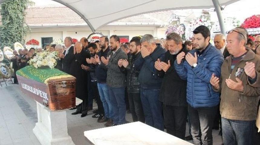 Gazeteci S&uuml;phandağlı Son Yolculuğuna Uğurlandı