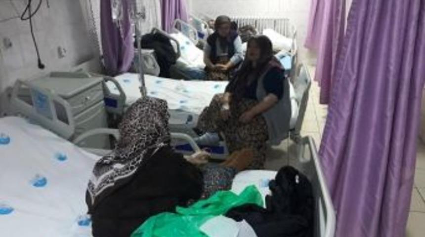 Mevlitte Pilav Yiyen 55 Kişi Hastanelik Oldu