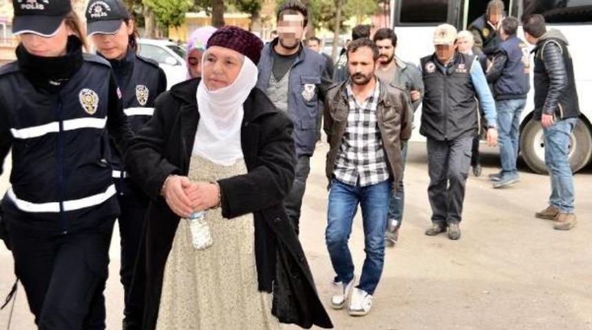 Valilik Bombacısına Yardım Edenler Adliyeye Sevk Edildi