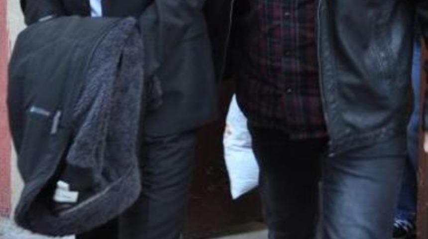 Akın &Ouml;zt&uuml;rk&rsquo;&Uuml;n Emir Astsubayı Adliyeye Sevk Edildi