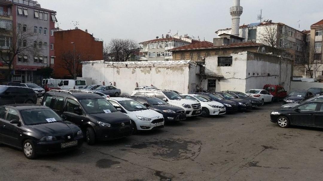 &Uuml;nl&uuml; İsimlerin Ara&ccedil;larını &Ccedil;alan Hırsızlık &Ccedil;etesi &Ccedil;&ouml;kertildi