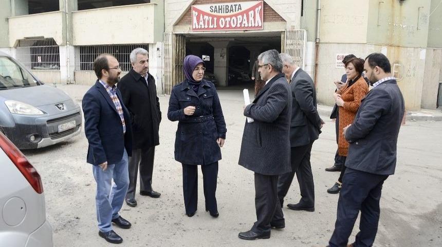 Sahibata Katlı Otoparkı Yıkılıyor