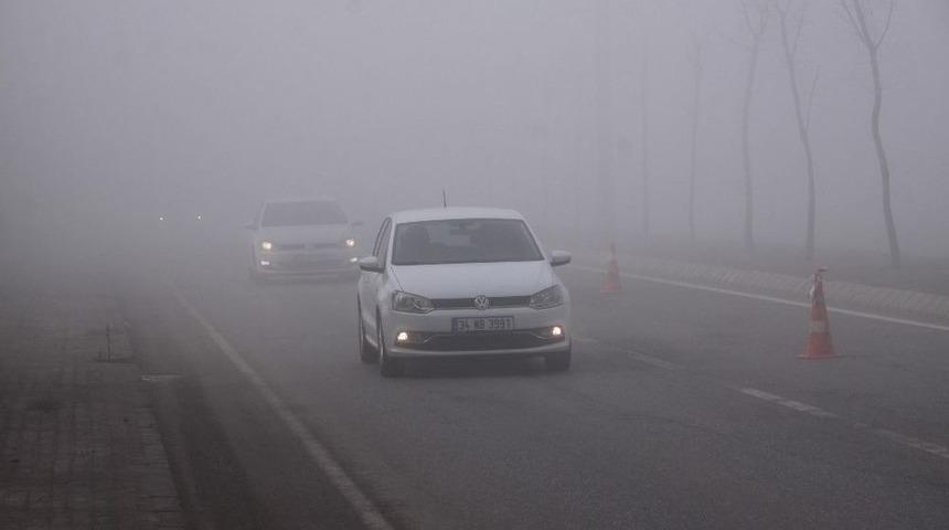 Kocaeli G&uuml;ne Yoğun Sis İle Uyandı