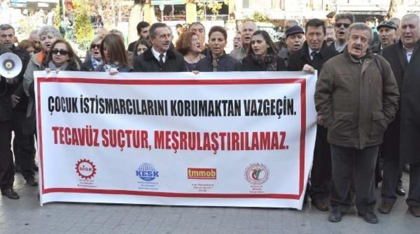 Eskişehir'de Cinsel Istismar &Ouml;nergesi Protestosu