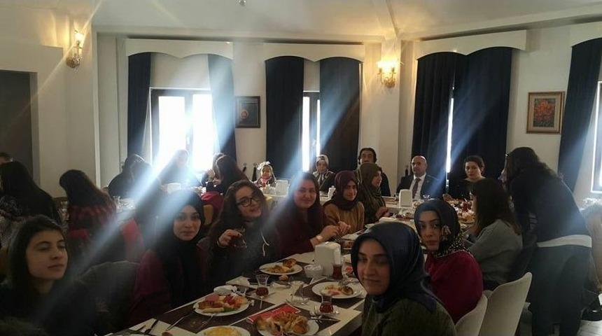 Başkan Altun Ygs Sınavı &Ouml;ncesinde &Ouml;ğrencilerle Buluştu