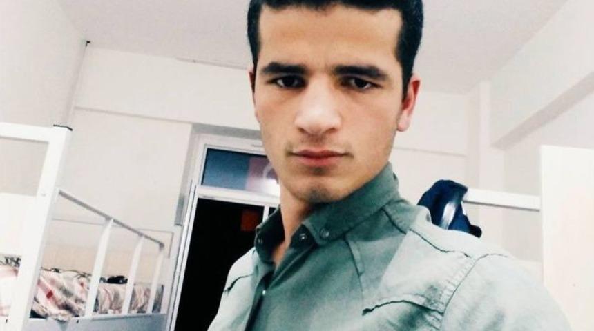 Arkadaşlarının &Ccedil;abası Da Liseli Genci Kurtaramadı