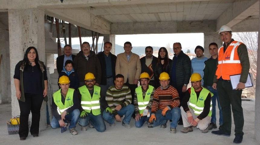 Antalya&rsquo;da Mesleki Yeterlilik Eğitim Ve Belgelendirme &Ccedil;alışması Başladı