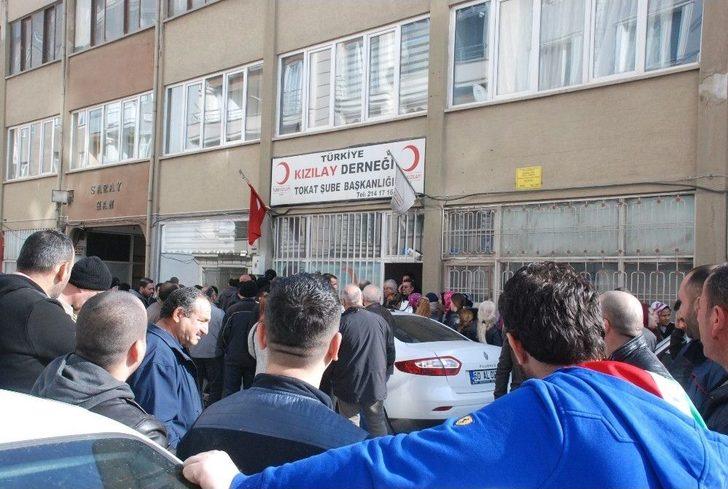 Sığınmacıların Yardım Kuyruğu G1